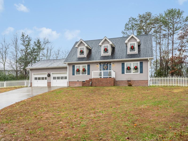 29 Cherry Cir, Ringgold, GA 30736