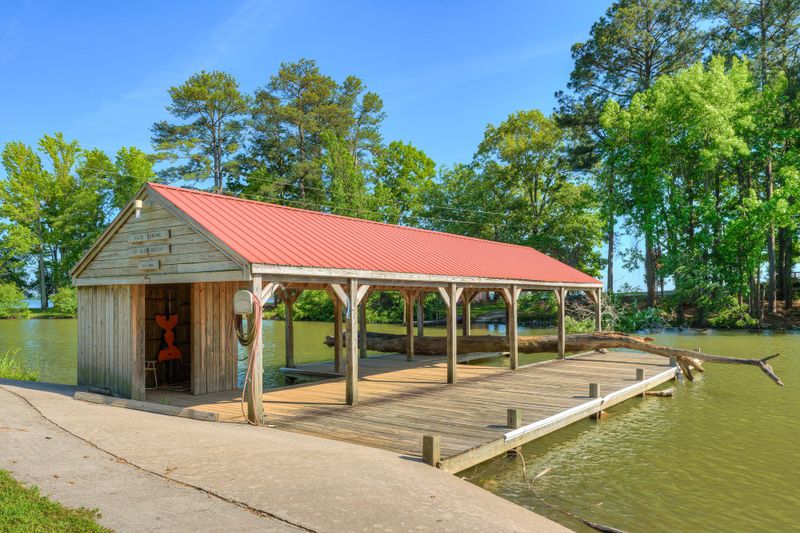 785 County Road 194, Cedar Bluff, AL 35959