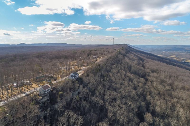 8603 Scenic Hw, Rising Fawn, GA 30738