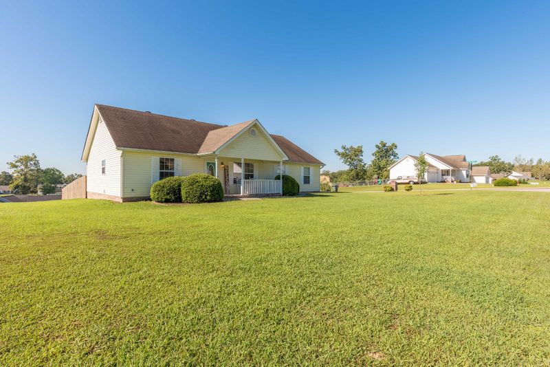 15 Lonecrest Dr, Ringgold, GA 30736