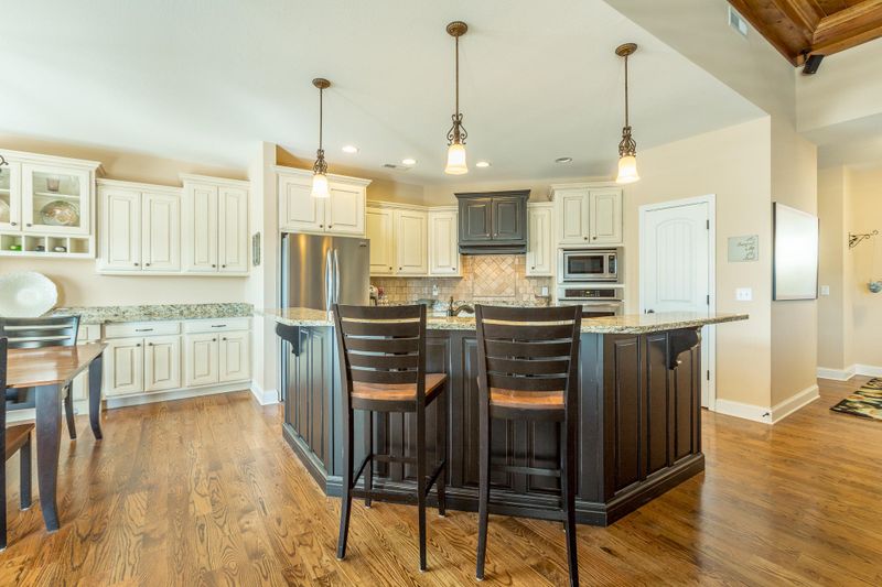 48 Cork Oak Cir, Ringgold, GA 30736