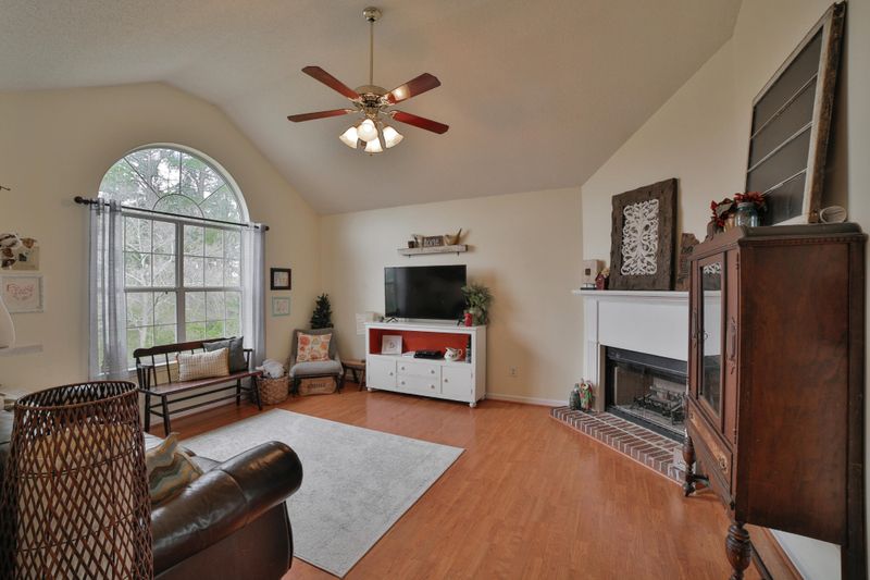 107 Lerae Rd, Ringgold, GA 30736
