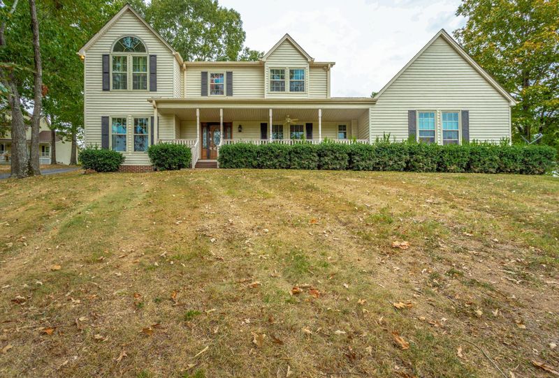 1231 Brock Cir, Ringgold, GA 30736