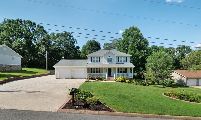 344 Sutton Dr, Ringgold, GA 30736