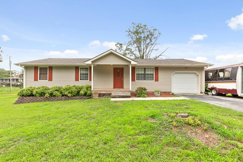 80 Little Ln, Ringgold, GA 30736