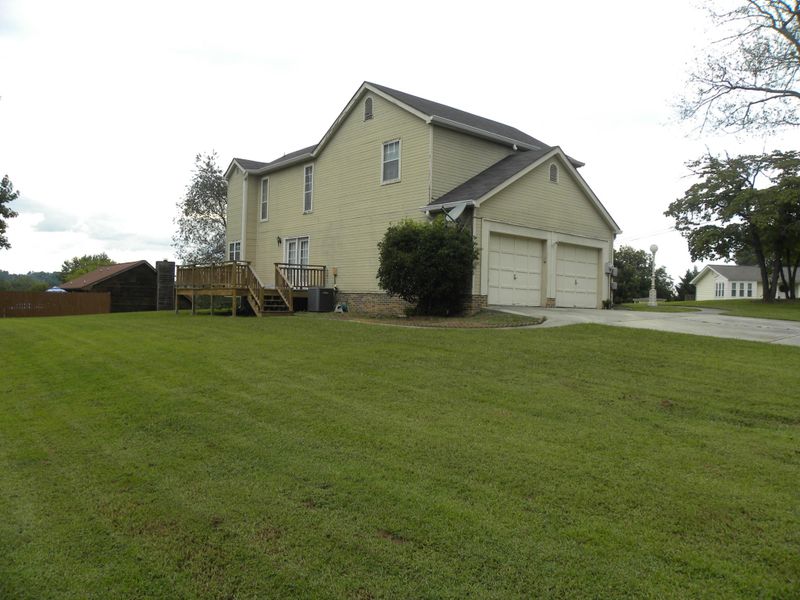 83 Williams Dr, Ringgold, GA 30736