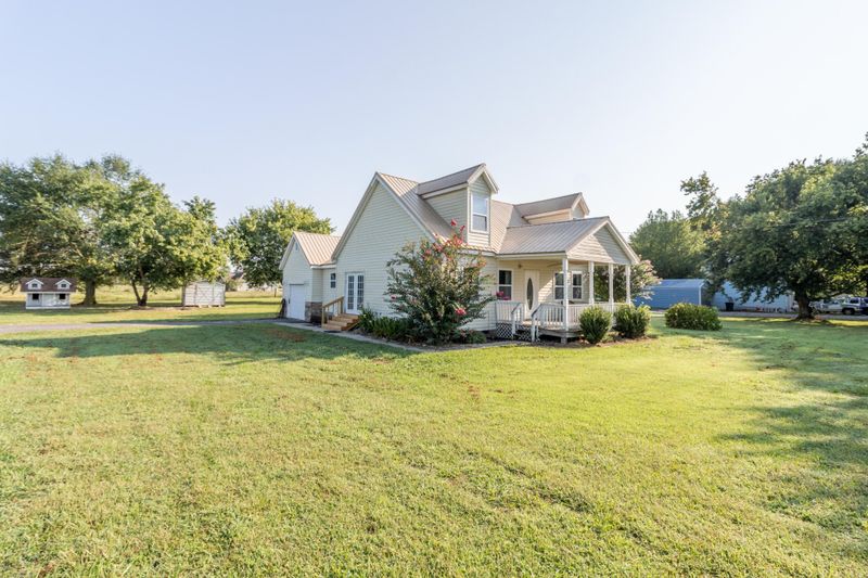 21 Northfield Dr, Chatsworth, GA 30705