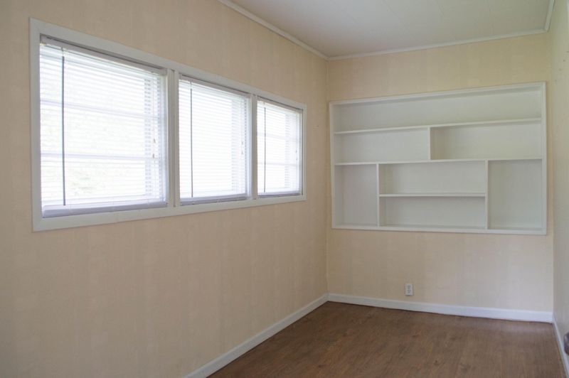 312 Chambers St, Rossville, GA 30741