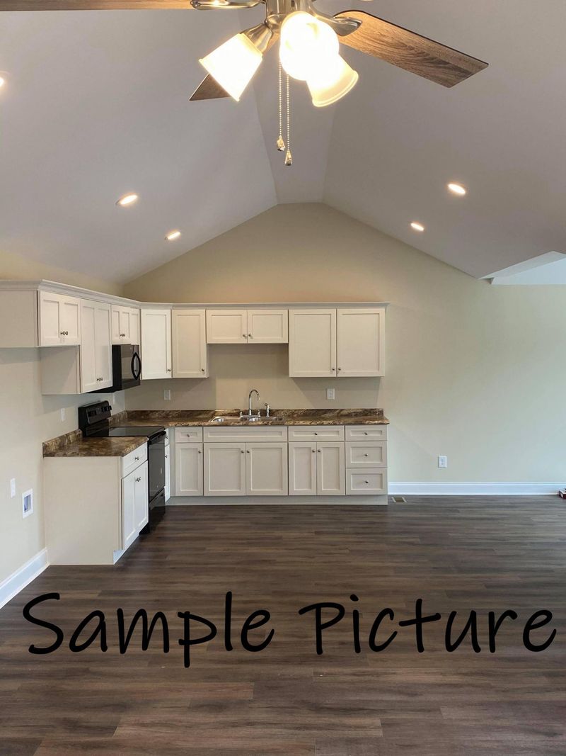 1011 Shalloway, Dalton, GA 30721