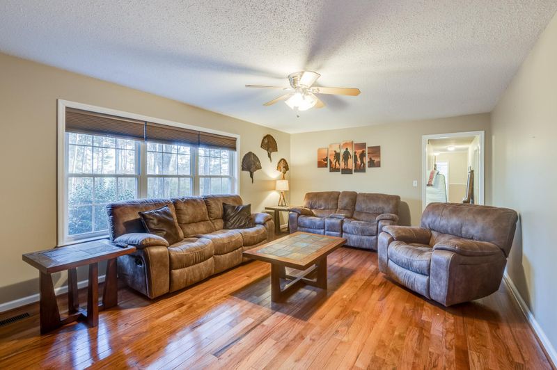 1590 Peavine Rd, Rock Spring, GA 30739