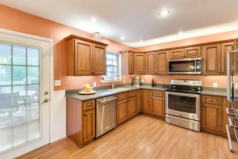 984 Osburn Rd, Chickamauga, GA 30707