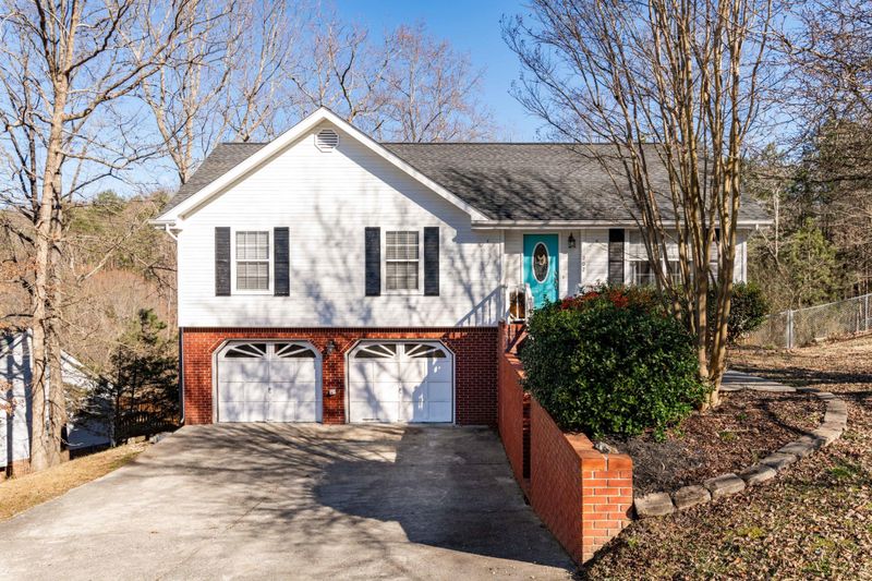 202 Shady Brook Ln, Ringgold, GA 30736
