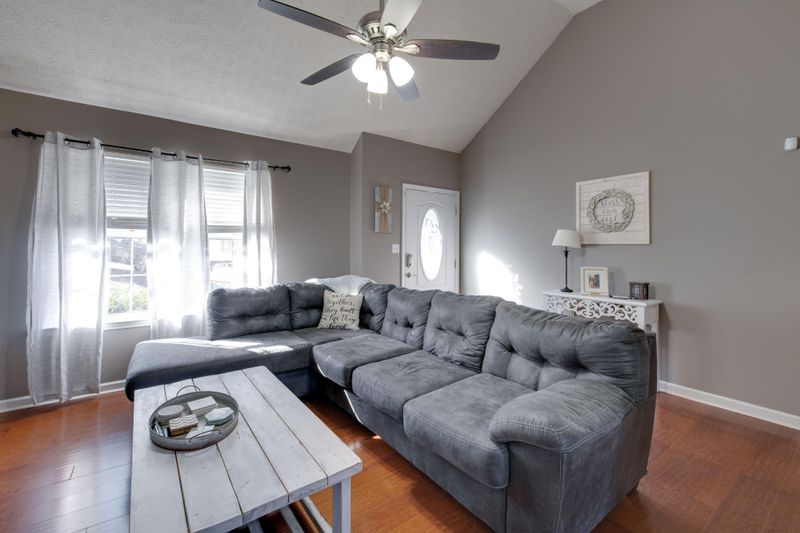 202 Shady Brook Ln, Ringgold, GA 30736