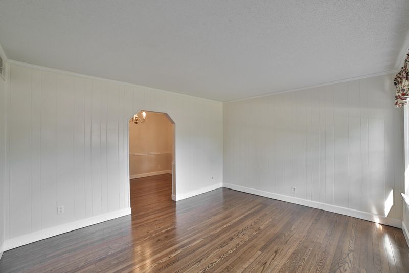 111 Park City Rd, Rossville, GA 30741