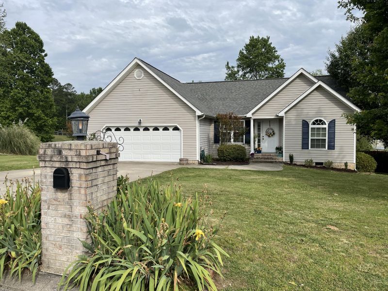 223 J D Dr, Chickamauga, GA 30707