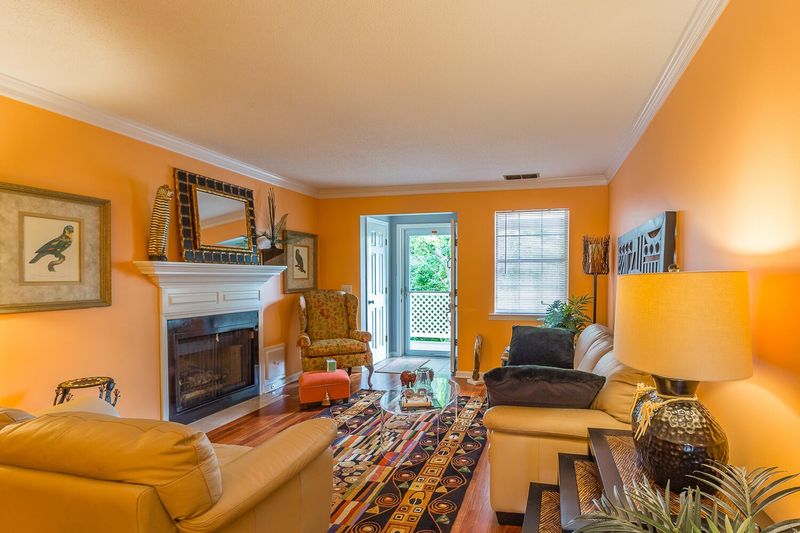 402 S Thornton Ave #10, Dalton, GA 30720