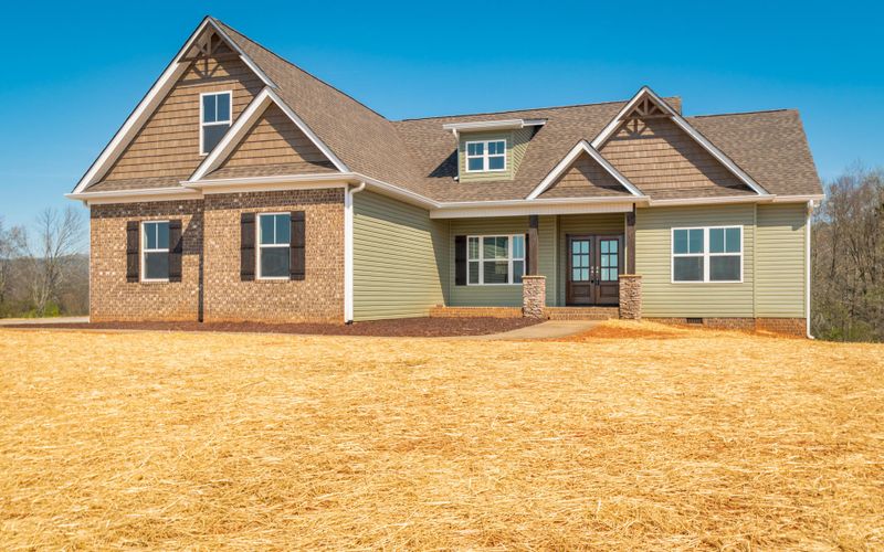 98 Farm View Cir, Rock Spring, GA 30739