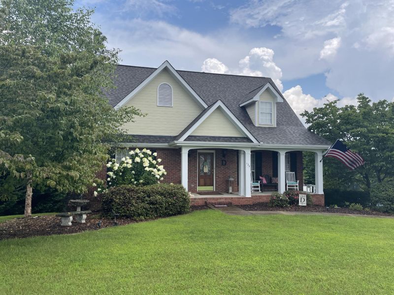129 Cloudcrest Dr, Rossville, GA 30741