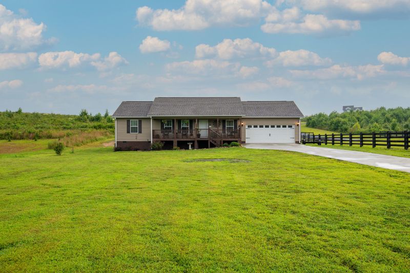 3347 Oscar Nance Rd, Tunnel Hill, GA 30755