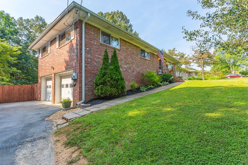 121 Lazy Oak Trl, Ringgold, GA 30736
