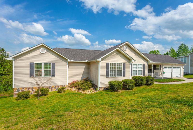 2509 Quarles Rd, Rocky Face, GA 30740