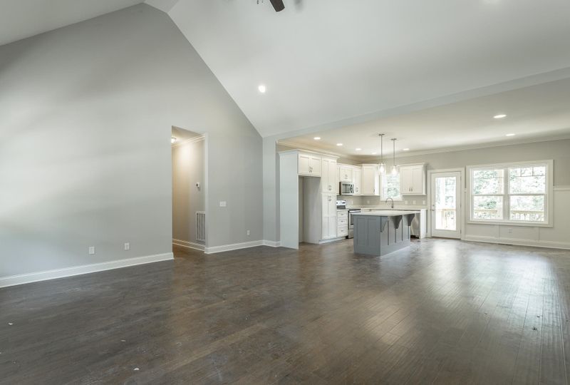 345 Maple Way, Ringgold, GA 30736