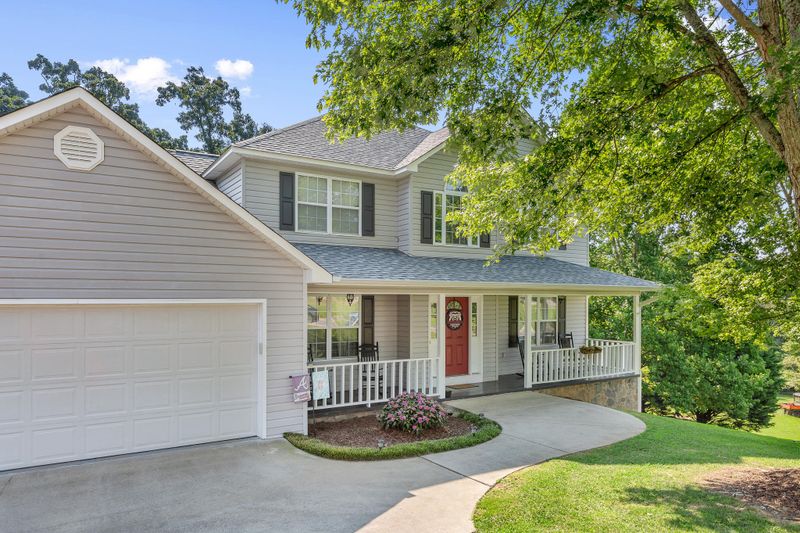 1161 Nw Percheron Dr, Dalton, GA 30720