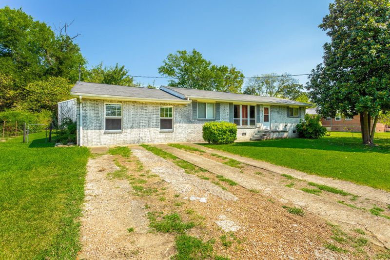 453 Scenic Dr, Trenton, GA 30752
