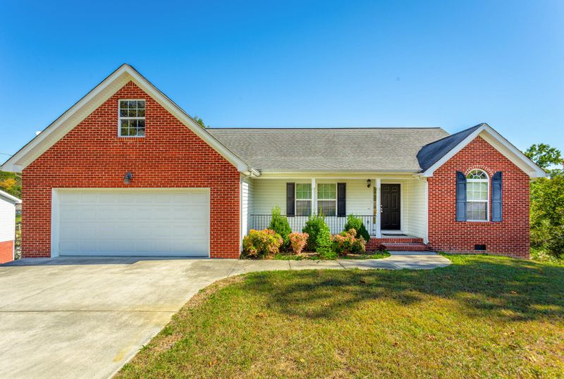 350 Cleo Cir, Ringgold, GA 30736