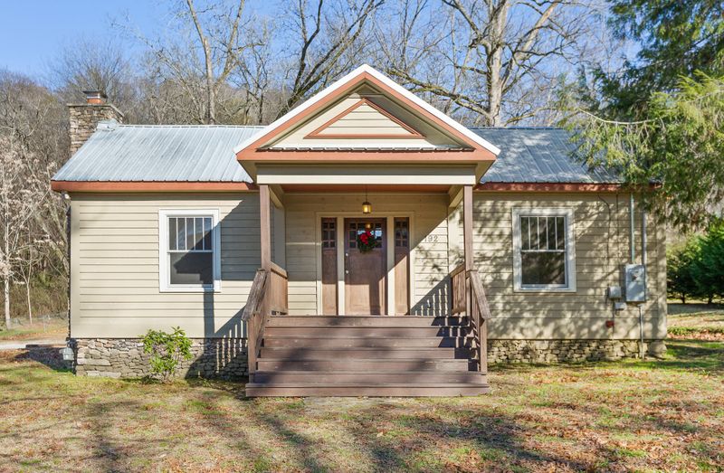 192 Gray St, Ringgold, GA 30736