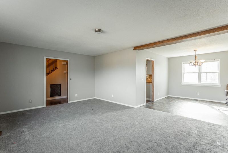 328 E Sharon Cir, Ringgold, GA 30736