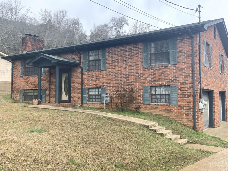 281 Bluff View Cir, Flintstone, GA 30725