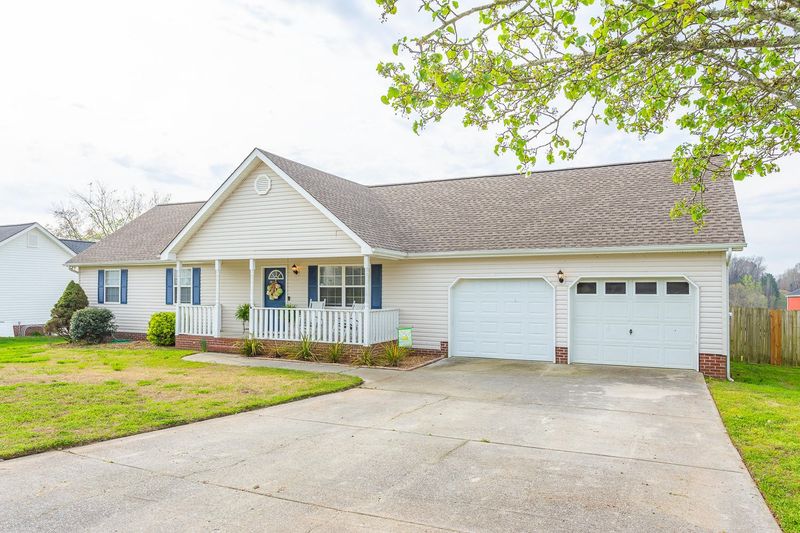 201 Spring Wind Cir, Ringgold, GA 30736