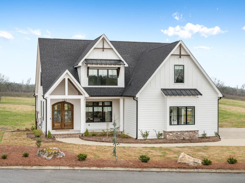7 Pine Lakes Dr, Ringgold, GA 30736