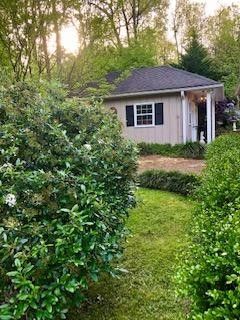 12 E Orchard Dr, Chickamauga, GA 30707