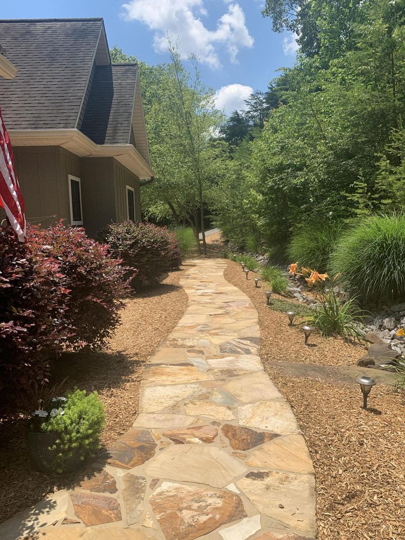 456 Forest Dr, Ringgold, GA 30736