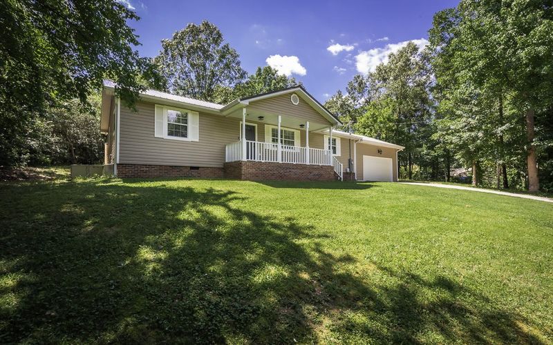 153 Bell Rd, Chickamauga, GA 30707