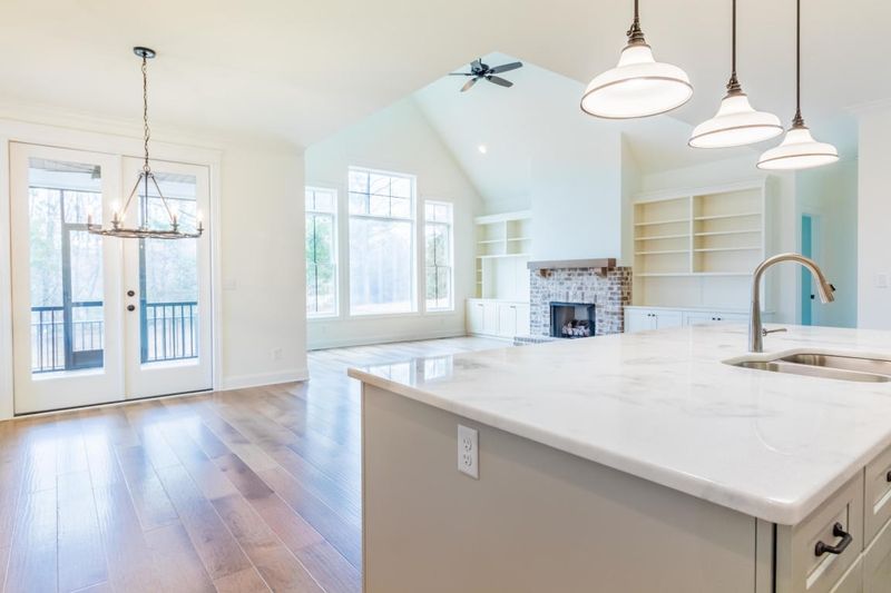 185 Pine Lakes Dr, Ringgold, GA 30736