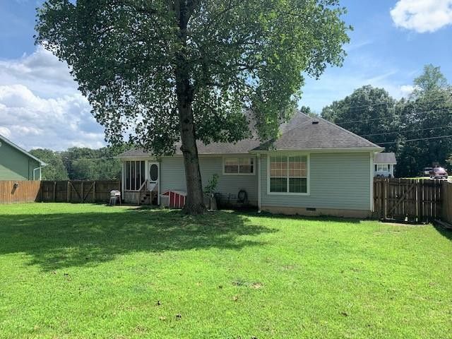 342 Rolling Hills Dr, Ringgold, GA 30736