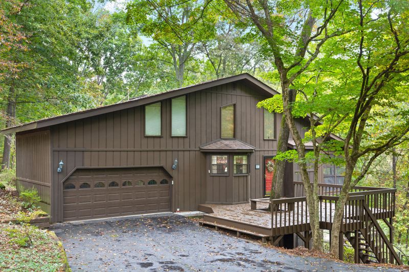 62 Forest Dr, Ringgold, GA 30736