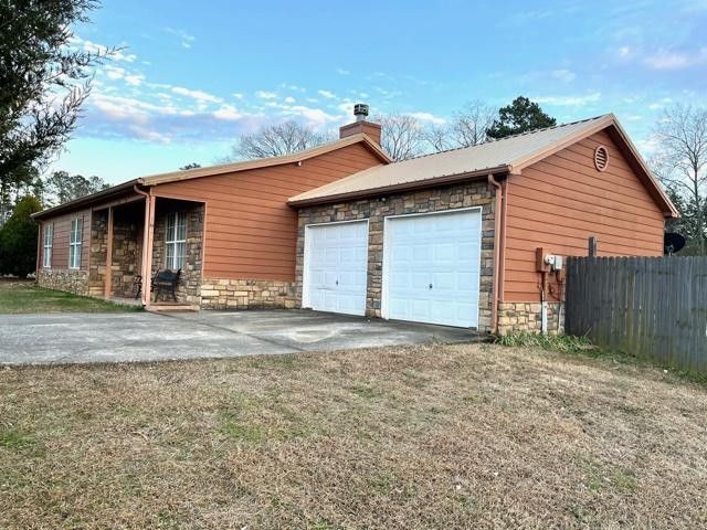 554 Shawn Ln, Chatsworth, GA 30705