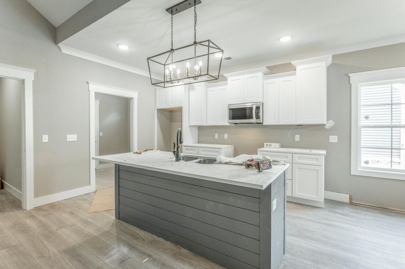 105 Browning Dr, Rossville, GA 30741