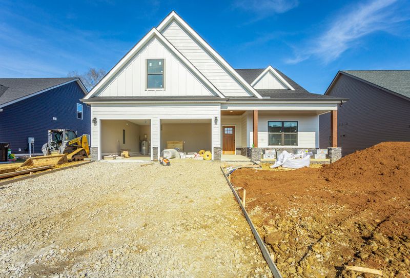 105 Browning Dr, Rossville, GA 30741