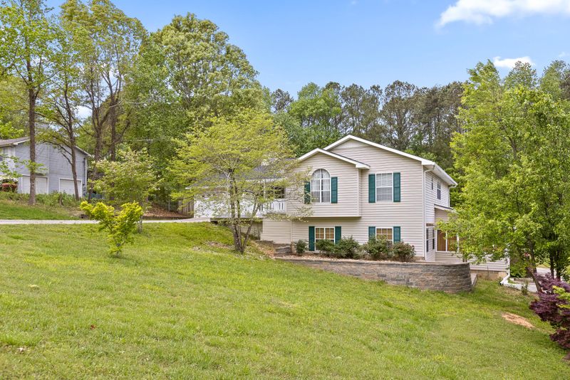 2113 Millican Ln, Dalton, GA 30721