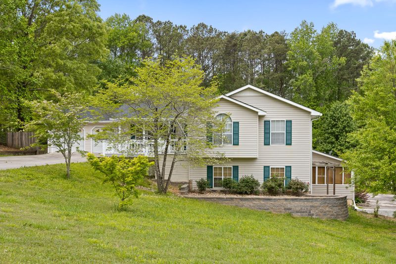 2113 Millican Ln, Dalton, GA 30721