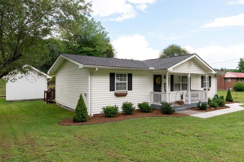 195 Hulsey Dr, Ringgold, GA 30736