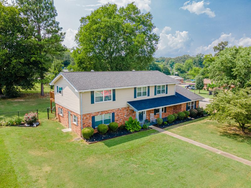93 Edgewood Cir, Fort Oglethorpe, GA 30742