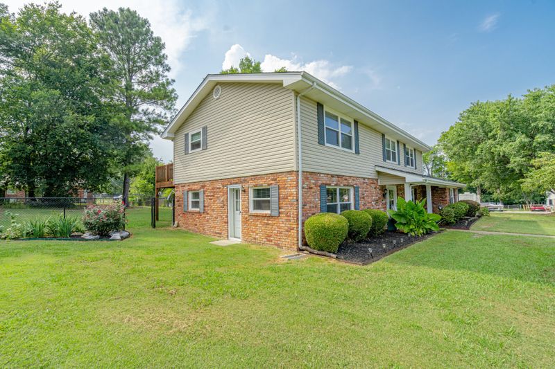 93 Edgewood Cir, Fort Oglethorpe, GA 30742