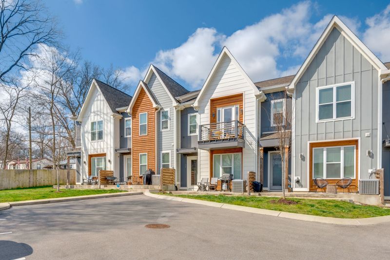 700 James Ave #42, Nashville, TN 37209