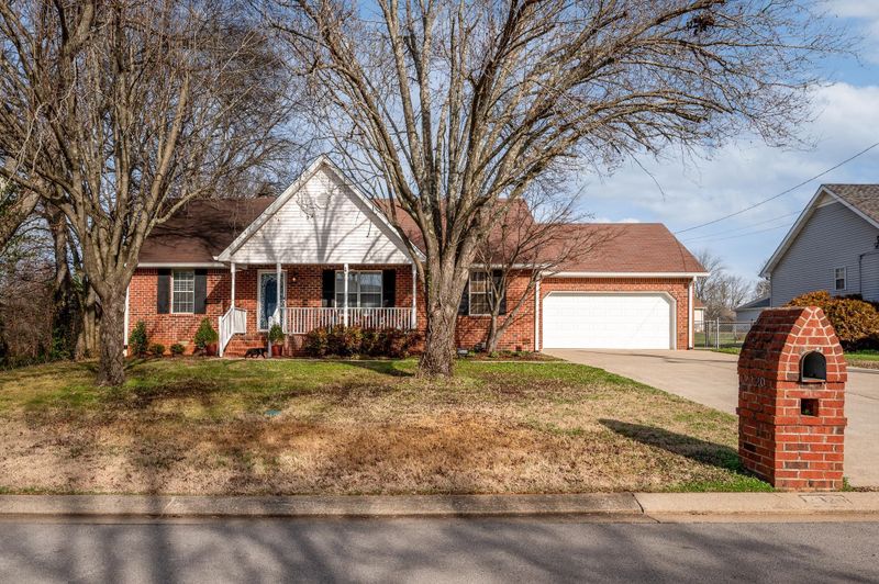 2320 Tullock Trl, Murfreesboro, TN 37128